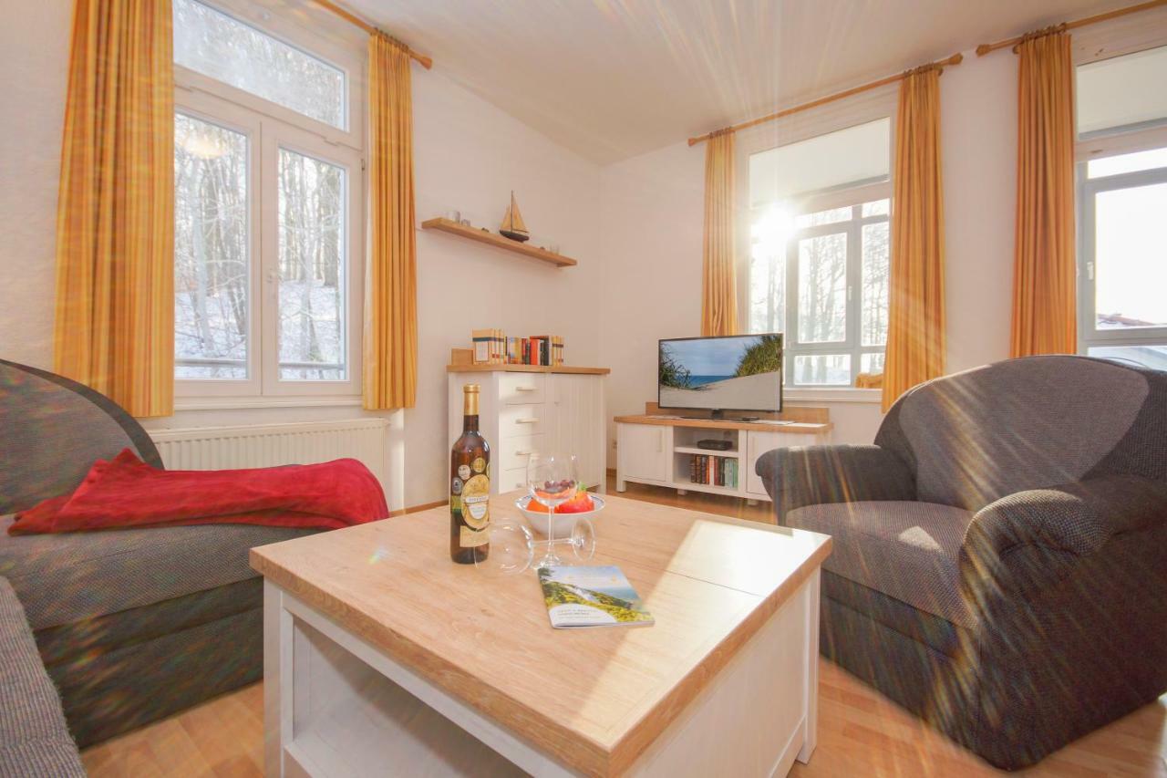 Ferienwohnung Sonnenseite Sellin  Buitenkant foto